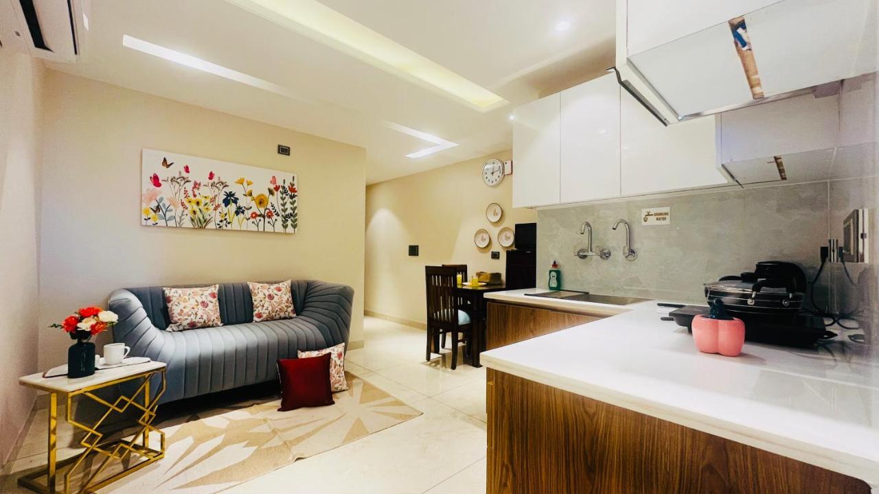 Zen Suites Gurgaon - Luxe Stays Collection Extérieur photo